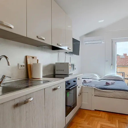 Apartament Cozy Studio-apartment Nur 550 Meter Zum Sandstrand Medulin
