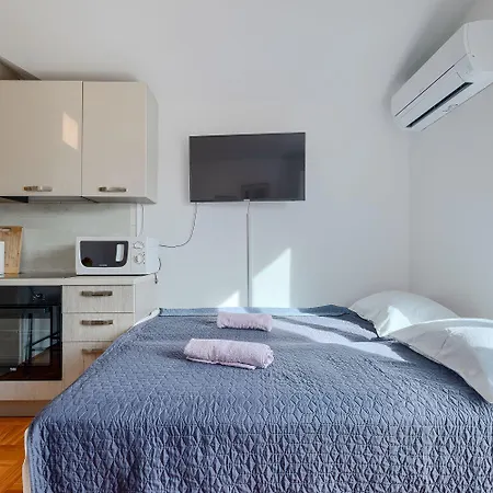 公寓 Cozy Studio-apartment Nur 550 Meter Zum Sandstrand
